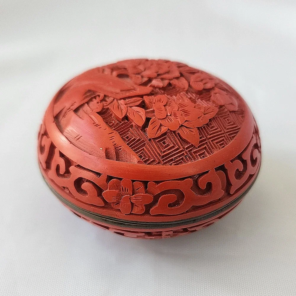 Chinese Cinnabar Lacquer Carved Floral Round Trinket Box Ancient Rare‎ Fine Art